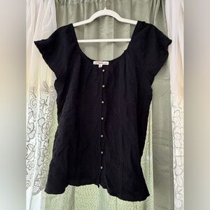 Rewind Black Button-Front Scoop Neck Top